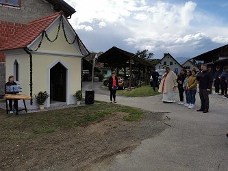kapelica Šentjur na Polju-04.jpg