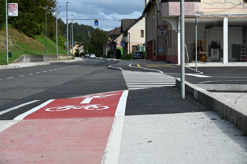 rekonstrukcija uvoza_Gasilski dom Sevnica-01.JPG